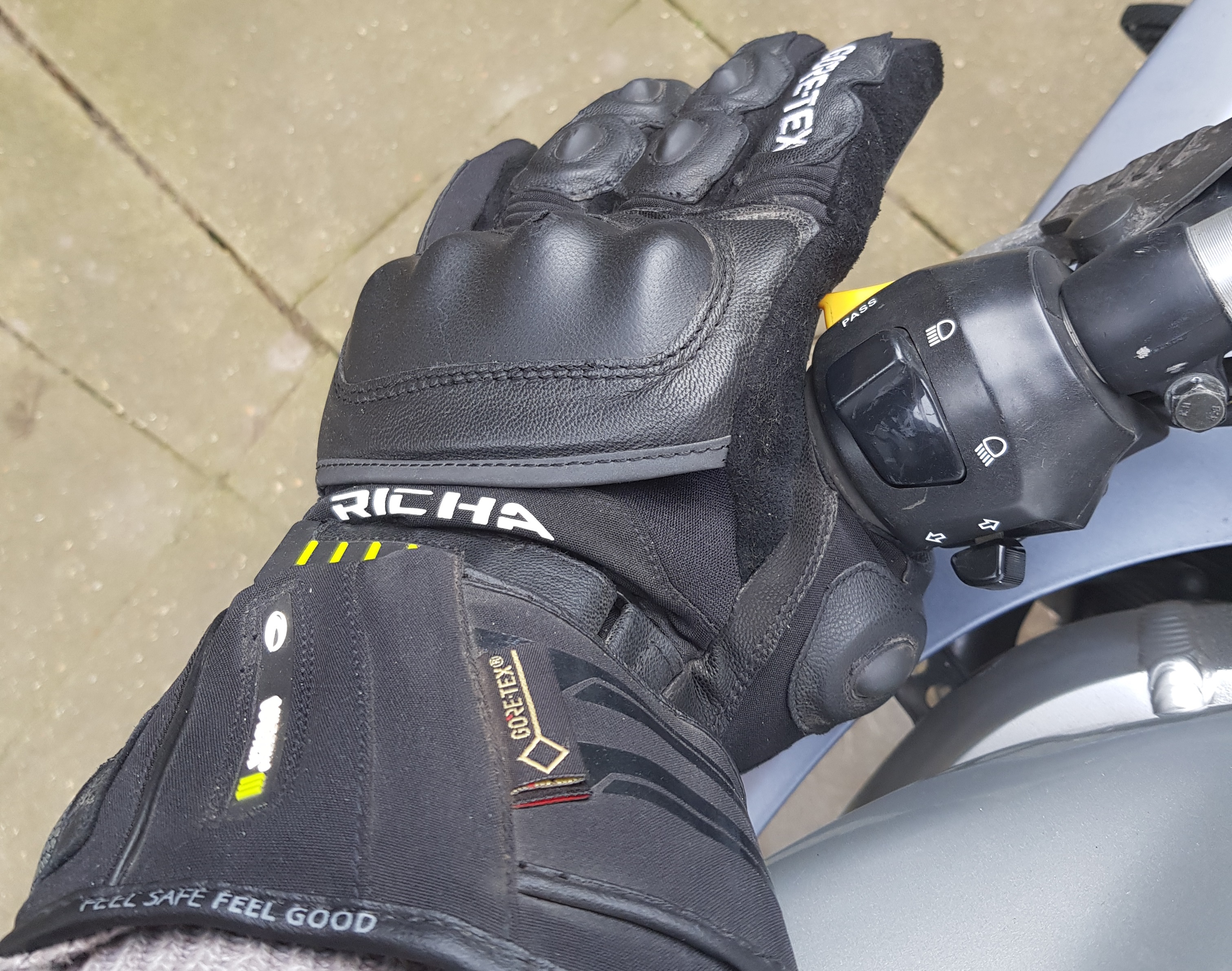 Richa cheap arctic gloves